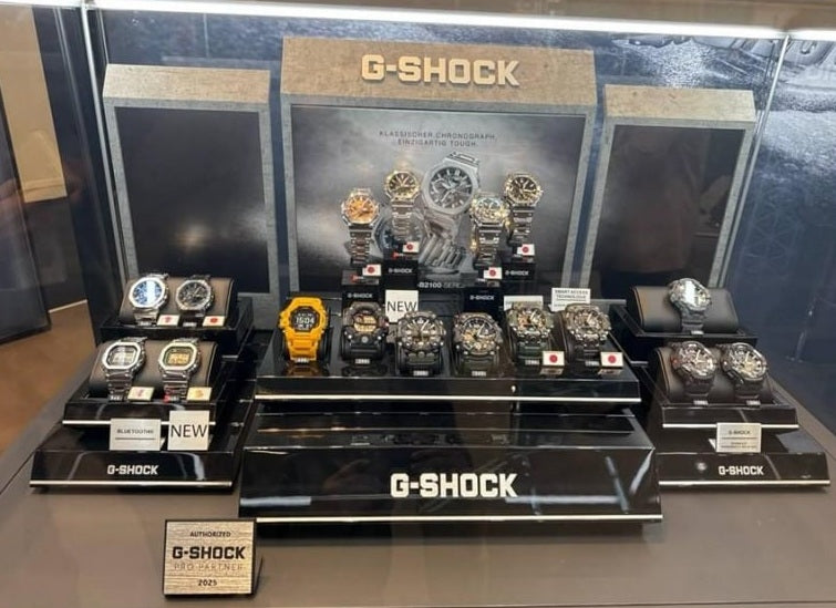 CASIO G-SCHOCK DISPLAY L - 82 x 50 x 27cm — Ansicht 1