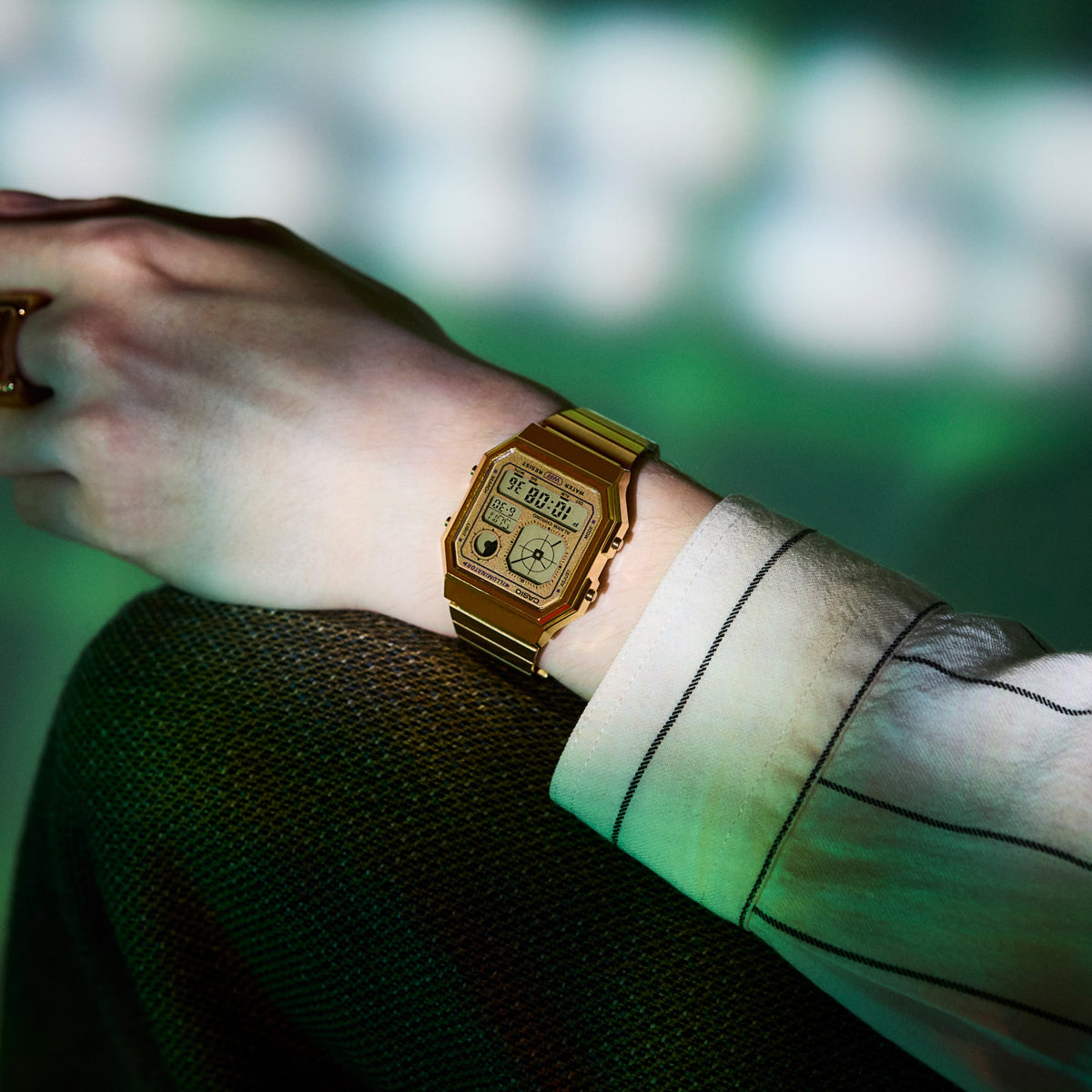 CASIO VINTAGE RETRO FUTURE EDGY COLLECTION - FULL GOLD — Ansicht 3