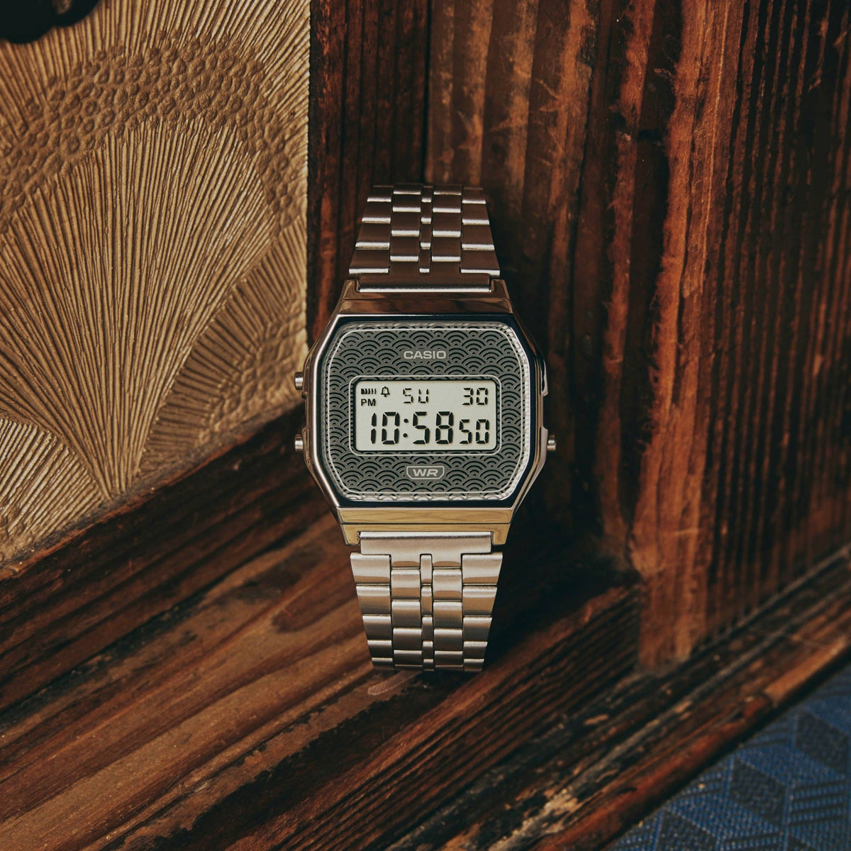 CASIO VINTAGE ICONIC - TRADITIONAL SEIGAIHA PATTERN Limited Edition - GREY — Ansicht 11